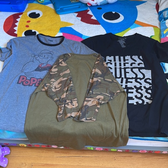 three shirts for the price of one - Picture 2 of 4